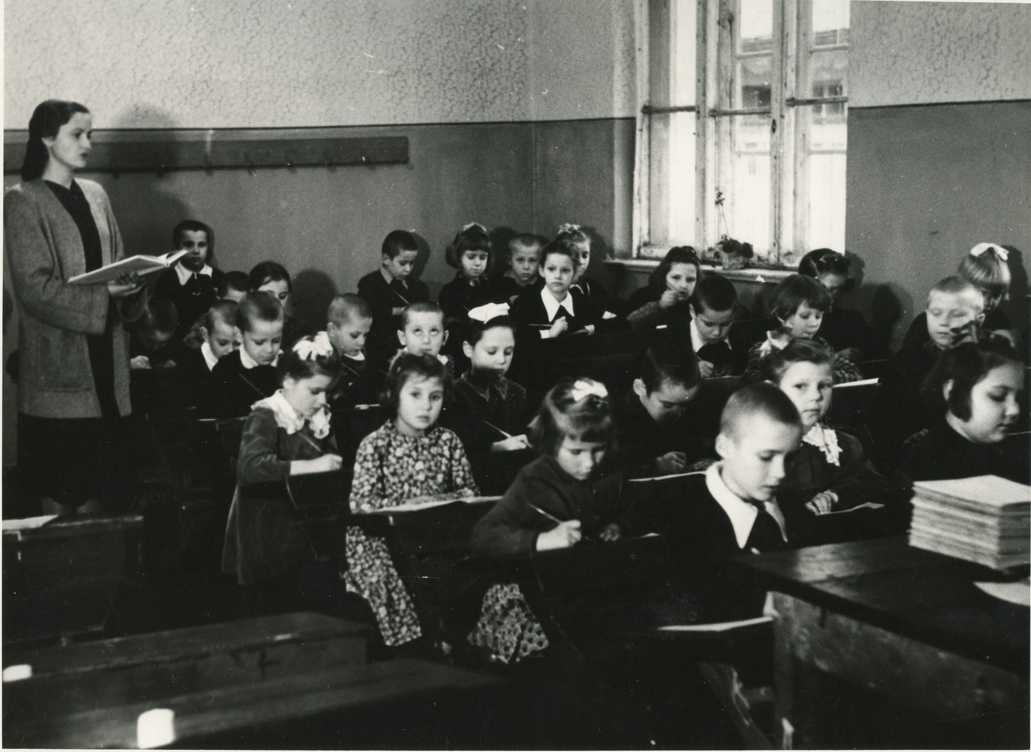 Klaipėdiečiams mokytis teko ir mediniuose barakuose