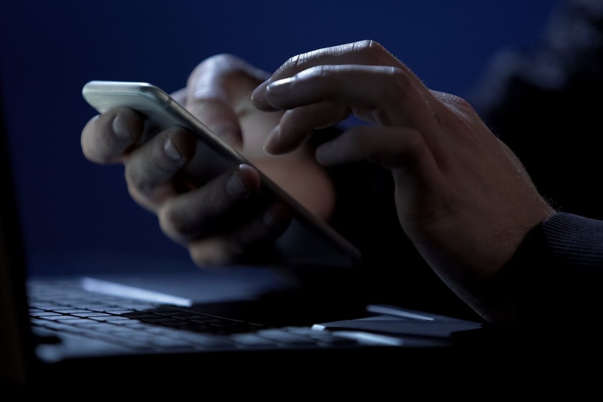 Tokios mūsų klaidos – duoklė internetiniams sukčiams: jautriausius savo duomenis paserviruojate ant lėkštutės