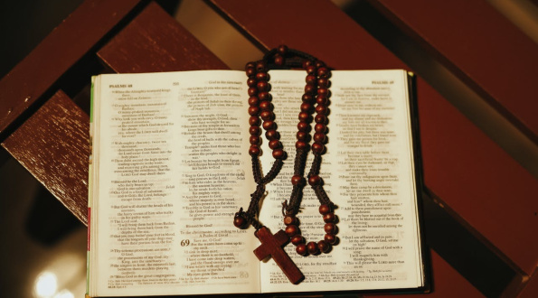 „Mokslo dvikova“. Biblija – tikėjimo liudijimas ar istorinė kronika?