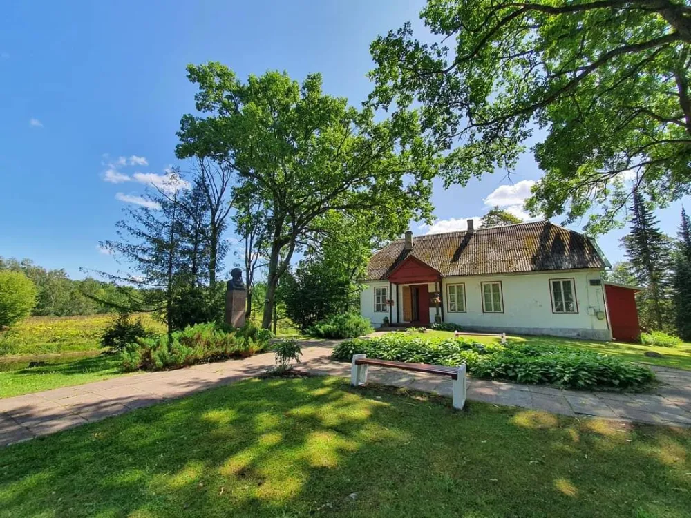 Kaip profesorius Adomas Hrebnickis Rojų žemėje sukūrė