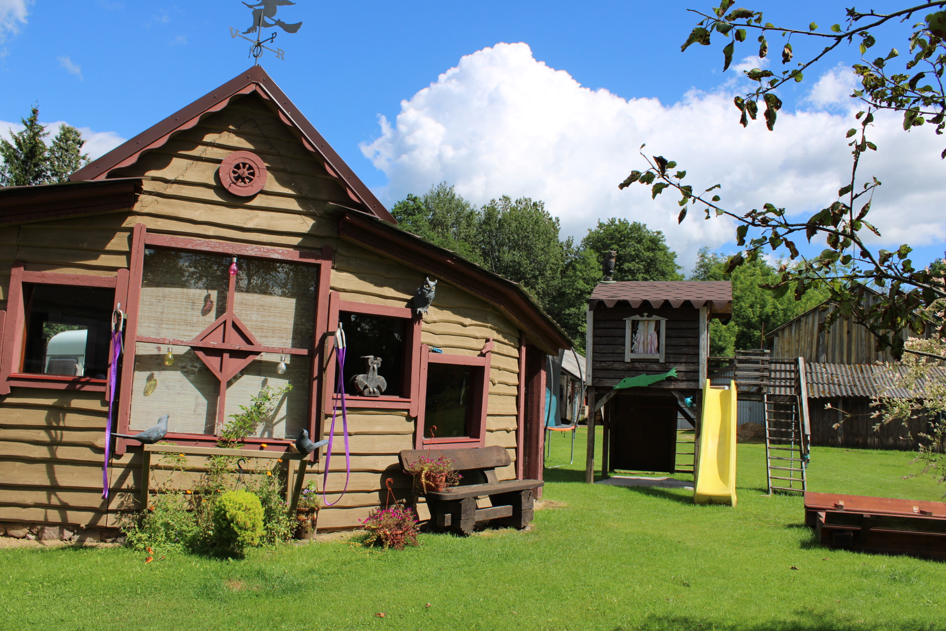 Du Vitkų namai, kai Maleckažemis vadinosi Nesčyzna ir kiek ilgai reikėjo minkyti duoną
