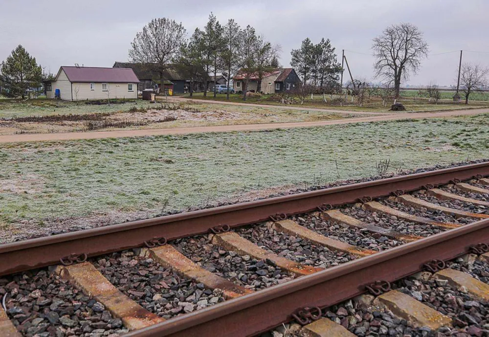 Dėl geležinkelio namus ir žemes prarandantys gyventojai – nežinioje