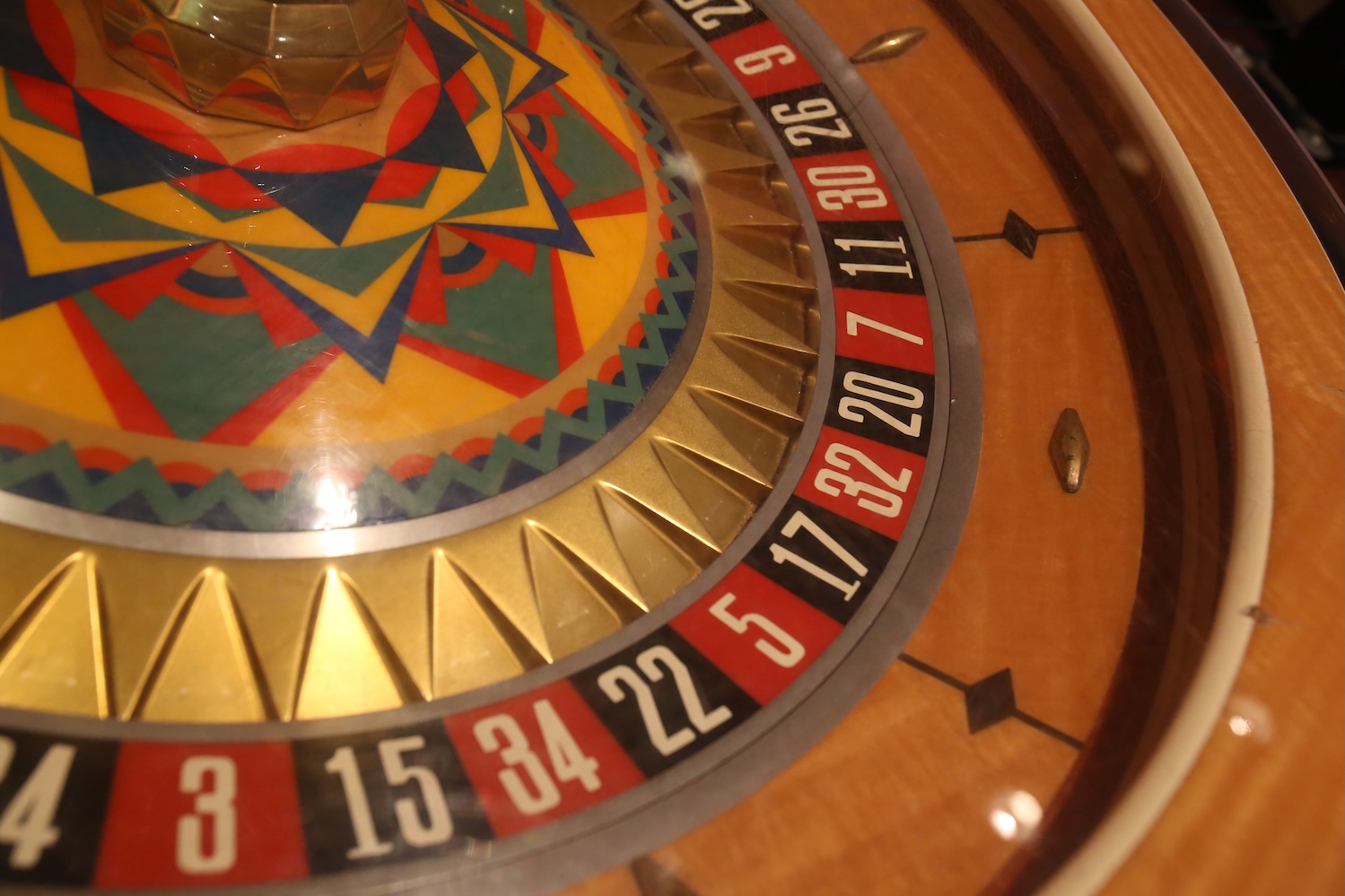 Kai ruletė susuka žmogui protą: iššūkiai, signalai ir pagalba