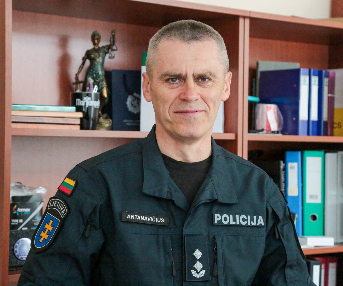 Pusmetis po įkūrimo: Marijampolės policijos komisariato viršininkas apie darbą ir siekius
