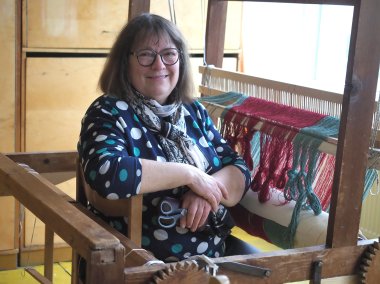 Darbščiajai Bitei trūko tik audimo staklių