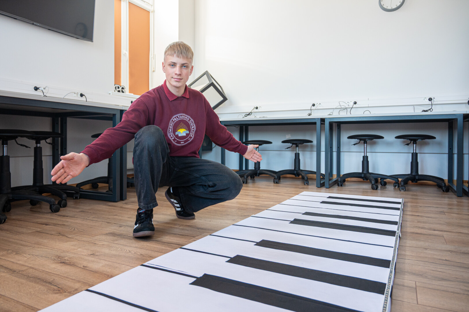 Panevėžiečio devintoko išradimas – kojomis skambinamas pianinas