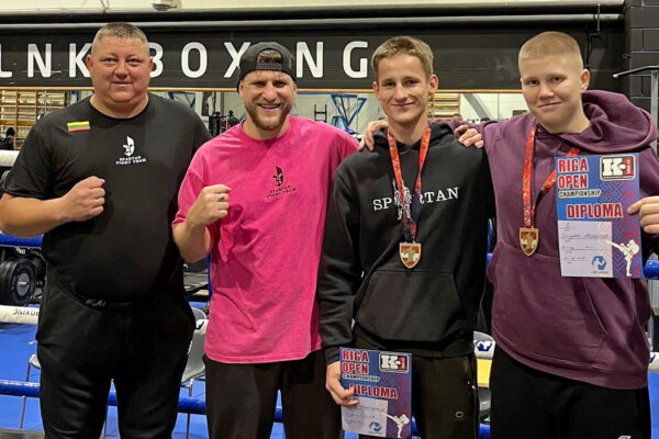 Ruošiantis čempionatui savame mieste – aukso medaliai iš Rygos