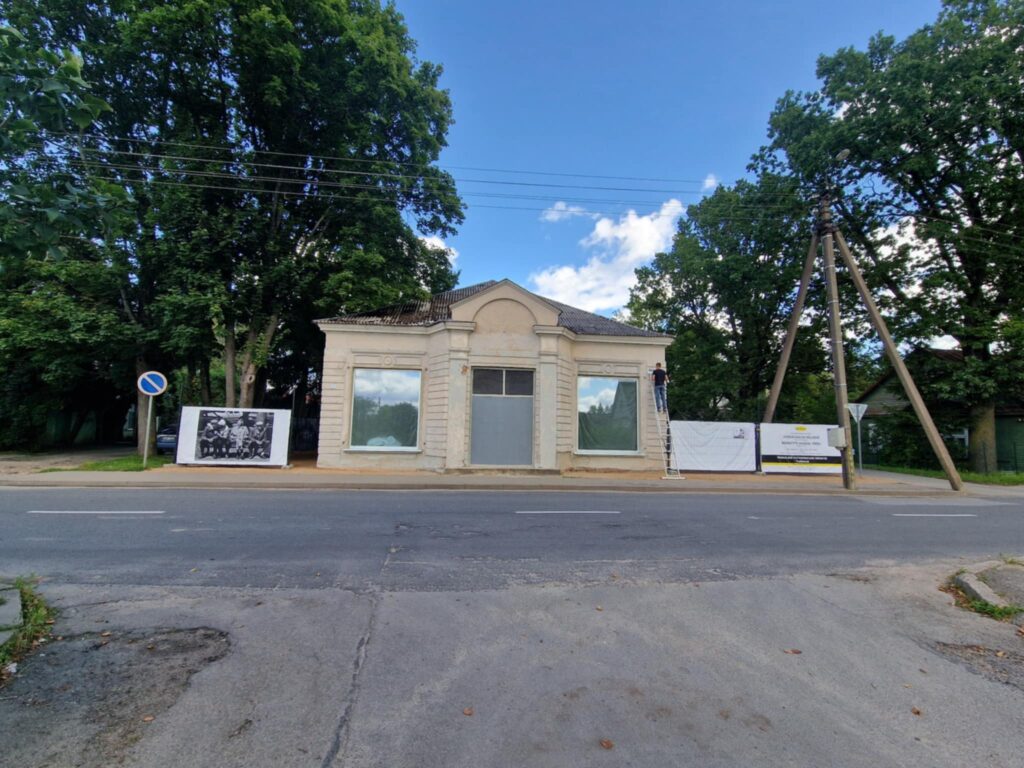 Prieš parodos atidarymą – skandalas