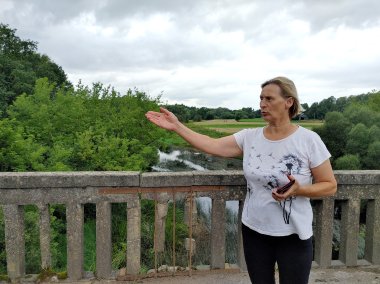 Tol paprastas, kol nepamatai trijų arkų