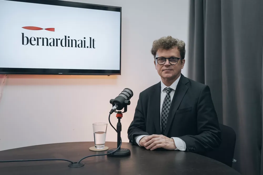 Prof. R. Stukas apie mitybą vasarą: reikia valgyti daug daržovių, o vaisių ir uogų – mažiau