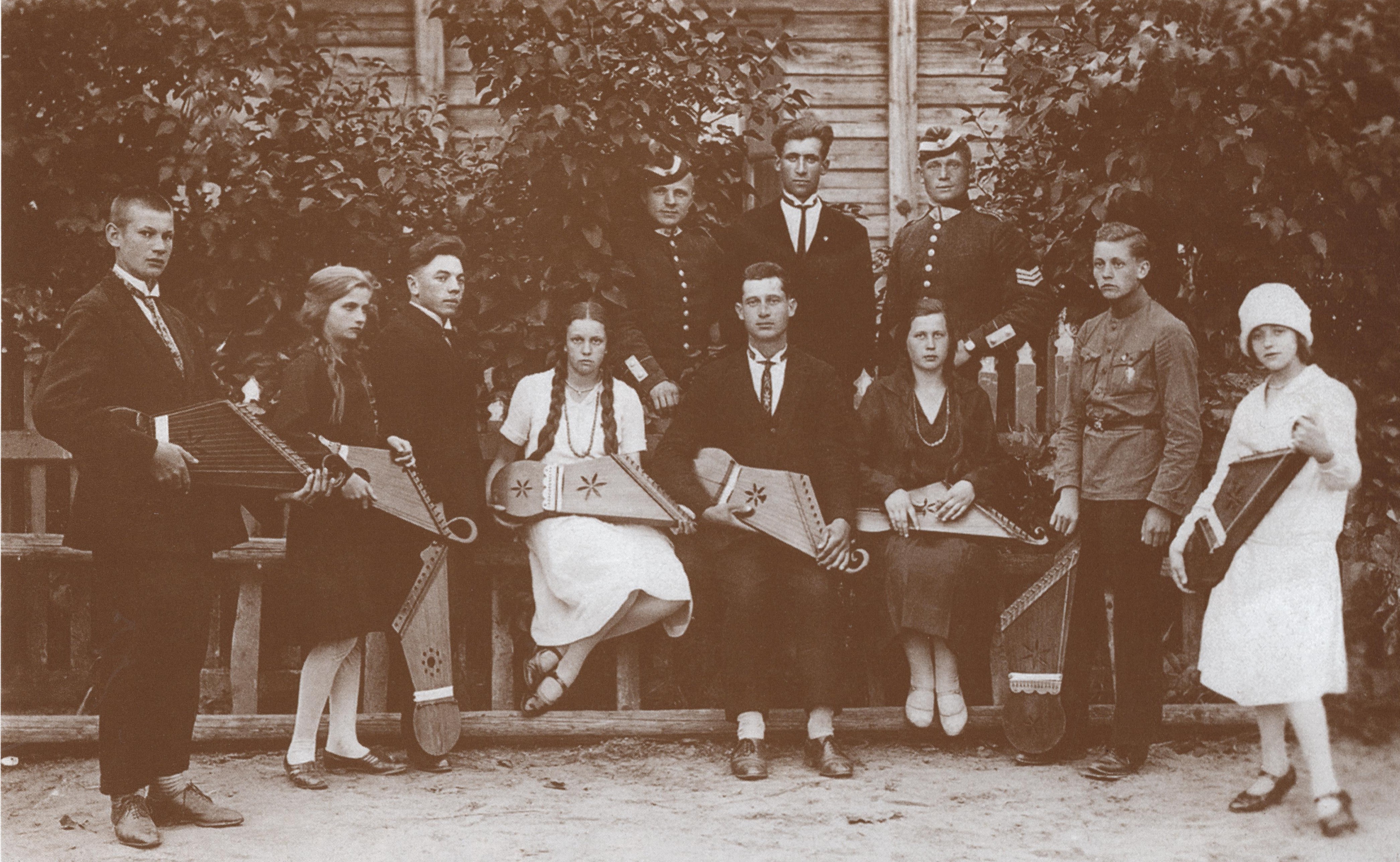 Skriaudžiai = „Kanklės“ (III)