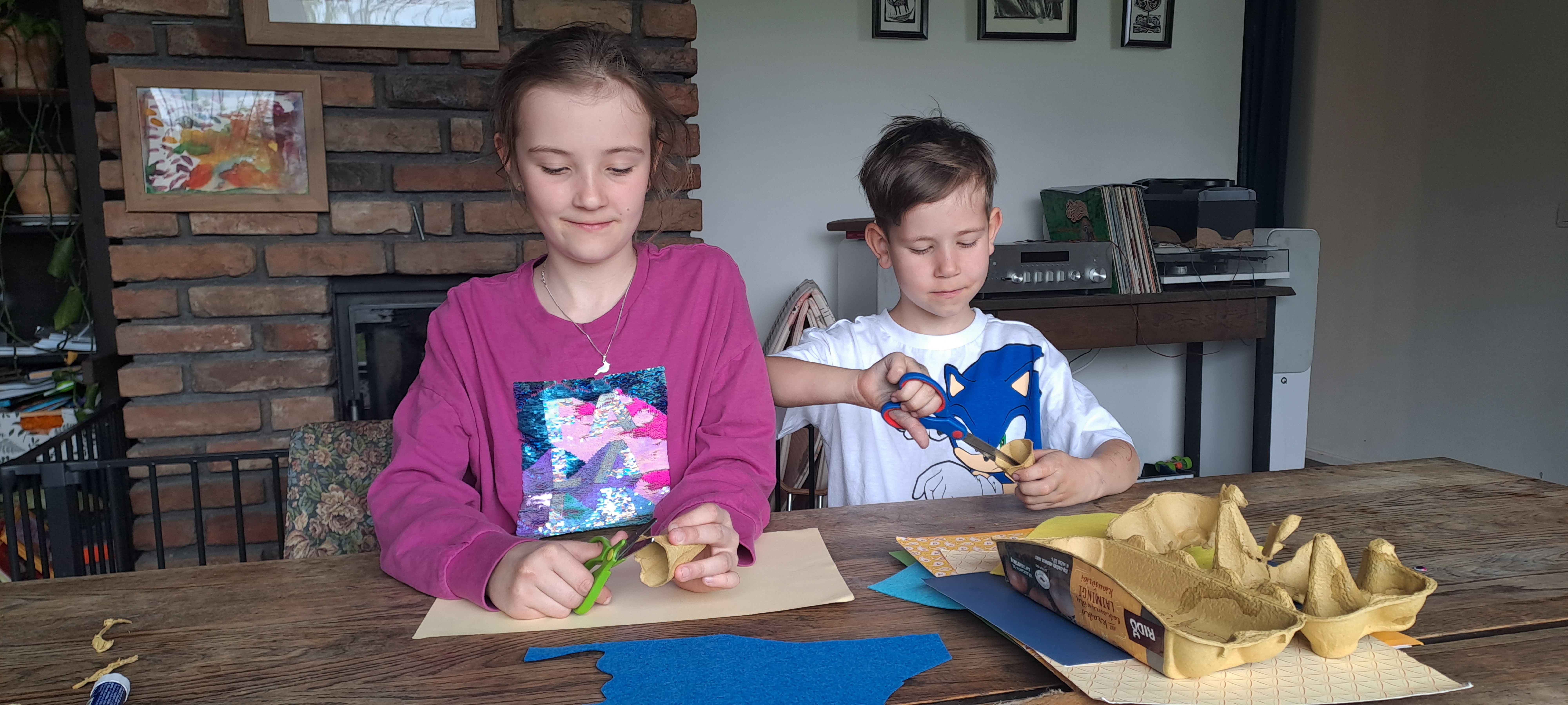 Gyvūno potretas iš kiaušinių dėžutės