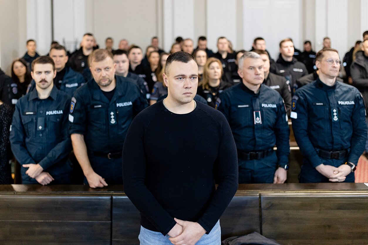 Pareigūno sprendimas – tarp būtinybės ir teisingumo