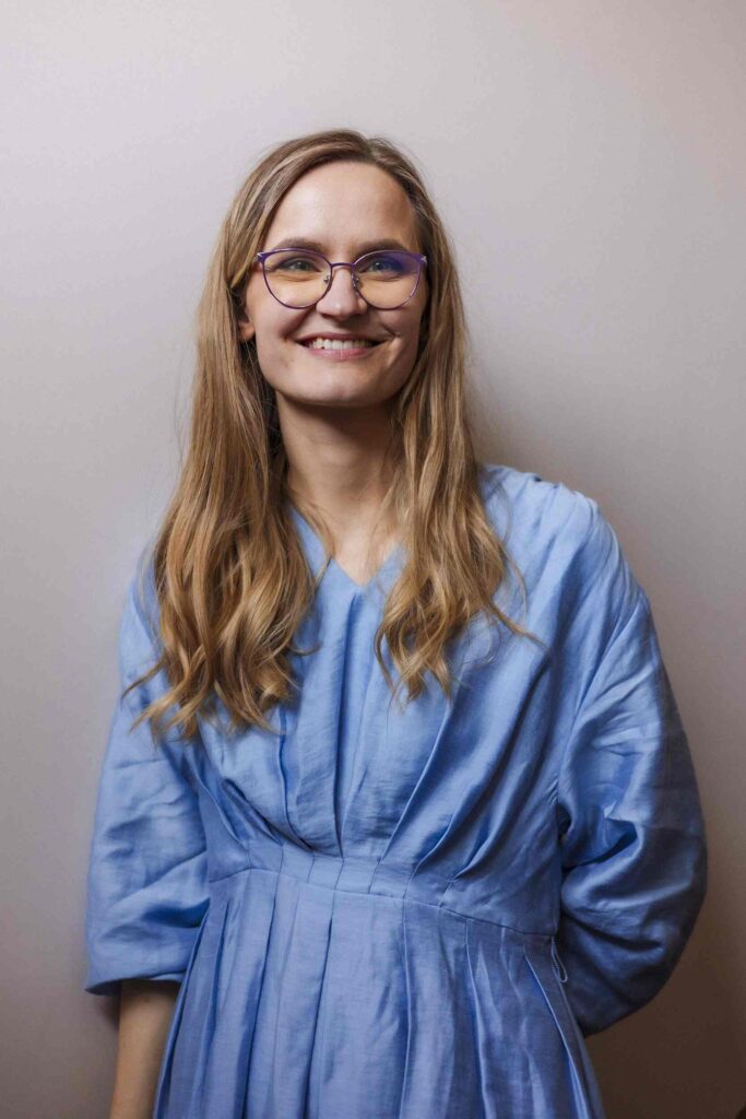 Pradedame pasakojimų apie gausias šeimas ciklą. Pirmasis pokalbis – apie mamutą vaistažolių ūkyje