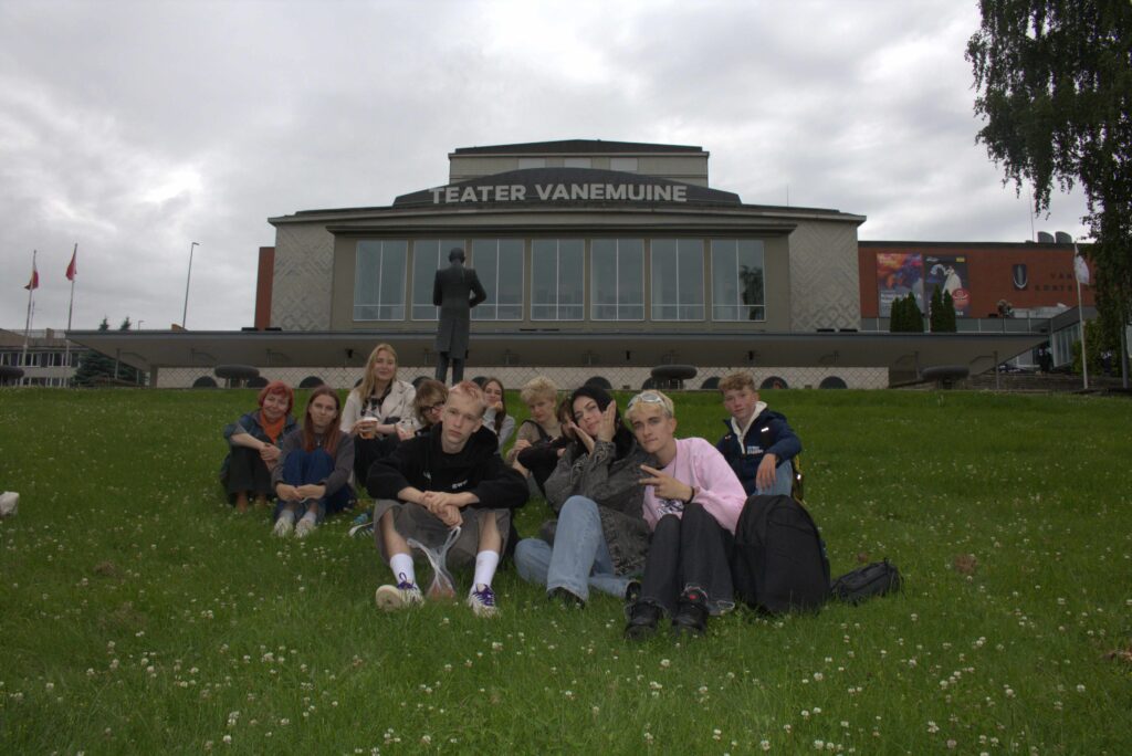 Iš tarptautinių jaunimo mainų Estijoje – su įspūdžių ir žinių kraičiu