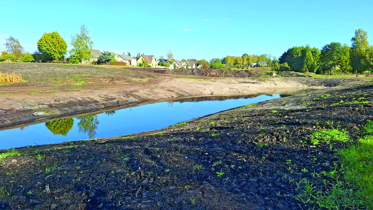 Bendromis jėgomis pagražino miestelį