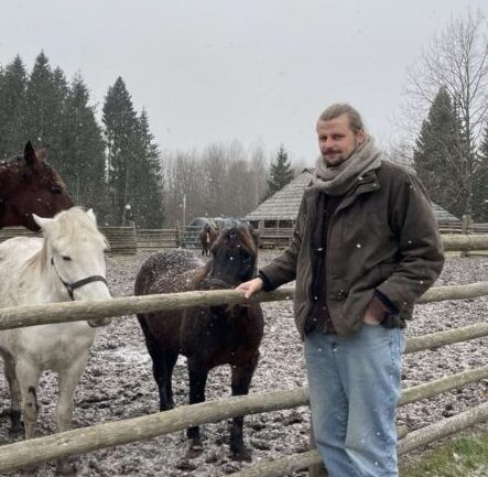 Primityvus gyvenimo būdas Žemaičių kaimo muziejaus vadovui Gražvydui Kontarui – tarsi nesibaigiantis nuotykis