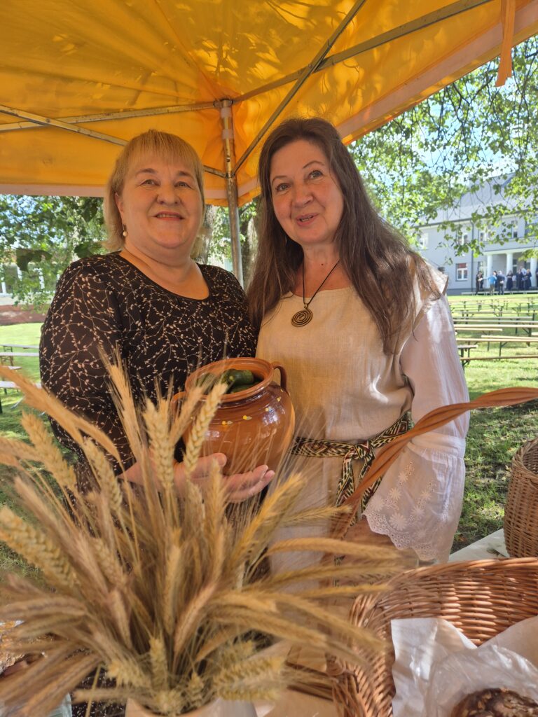 Veiviržėnų kermošiuje kvepėjo šviežia duona