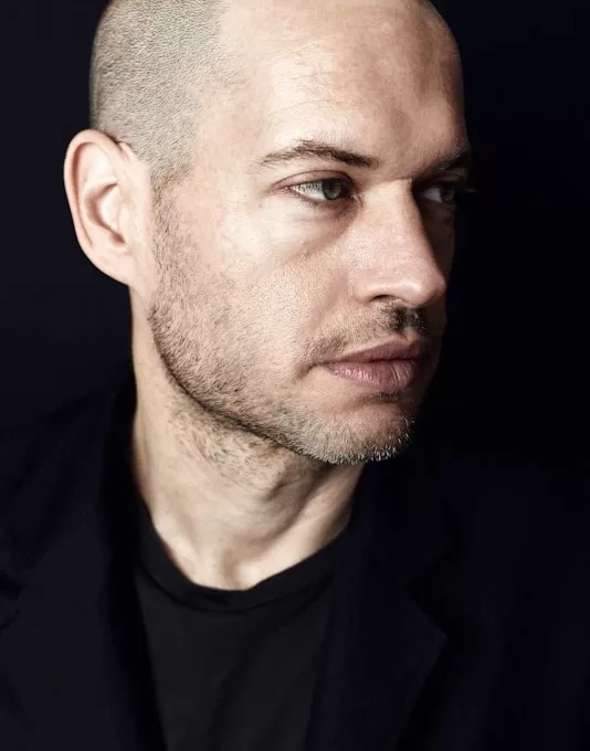 Režisierius N. Lapidas: „Jaučiu, kad Izraelio žmonės išgyvena kažką panašaus į ligą“