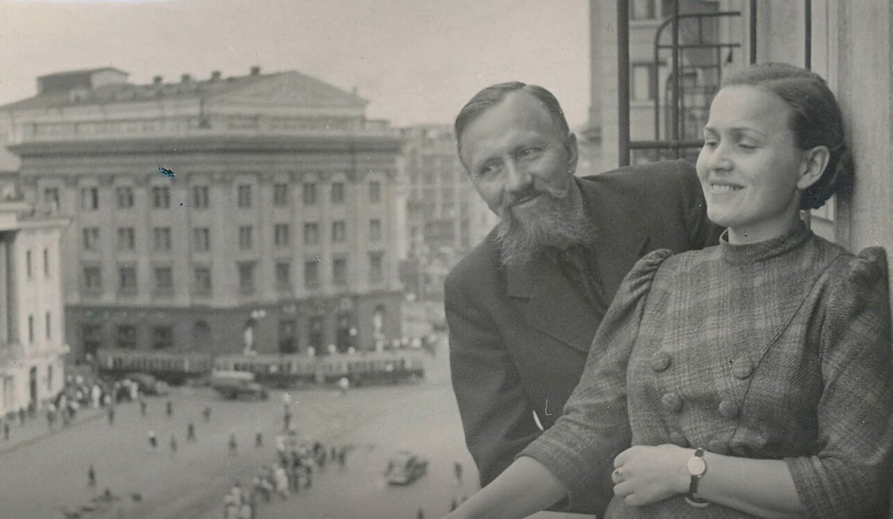 Dvi moterys, du likimai, vienas paminklas