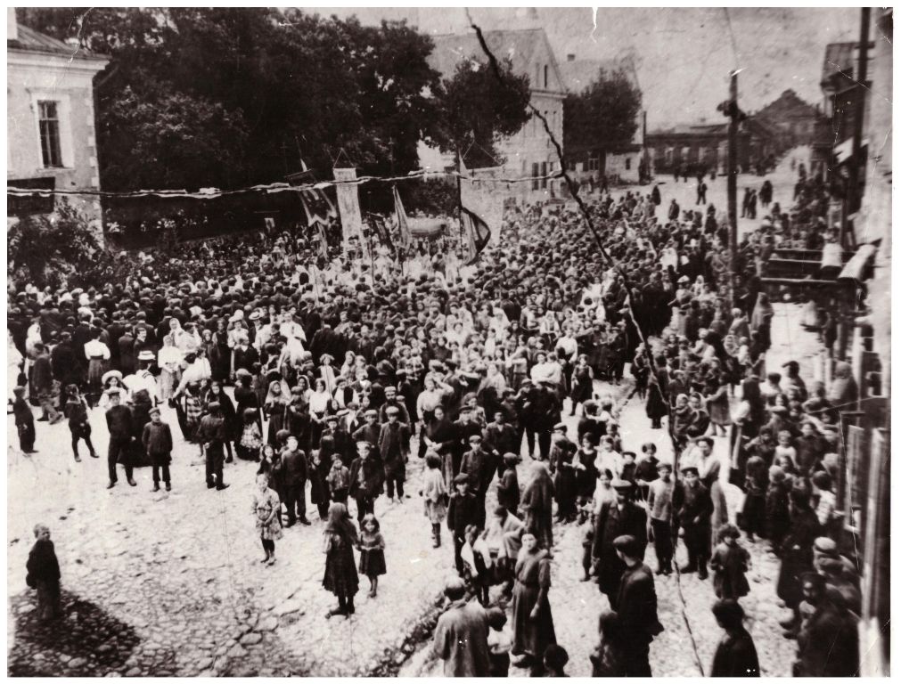 Margaspalvis tarpukario Jonavos gyvenimas: šventės, tradicijos, pramogos