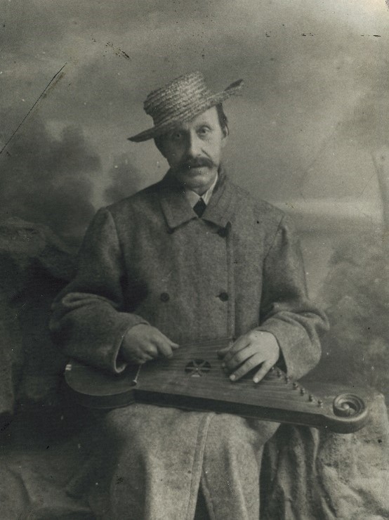Skriaudžiai = „Kanklės“ (I)