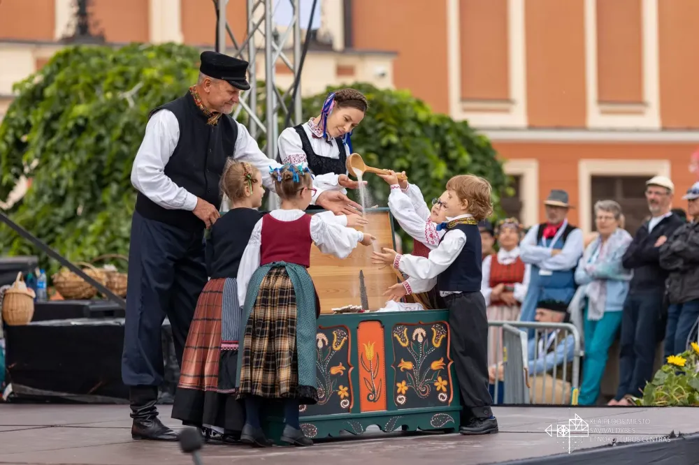 „Miestelių renginiai yra gana profesionalūs, daug šiltesni“ – Lietuvos mažųjų kultūros sostinių seniūnai apie kultūrą regionuose