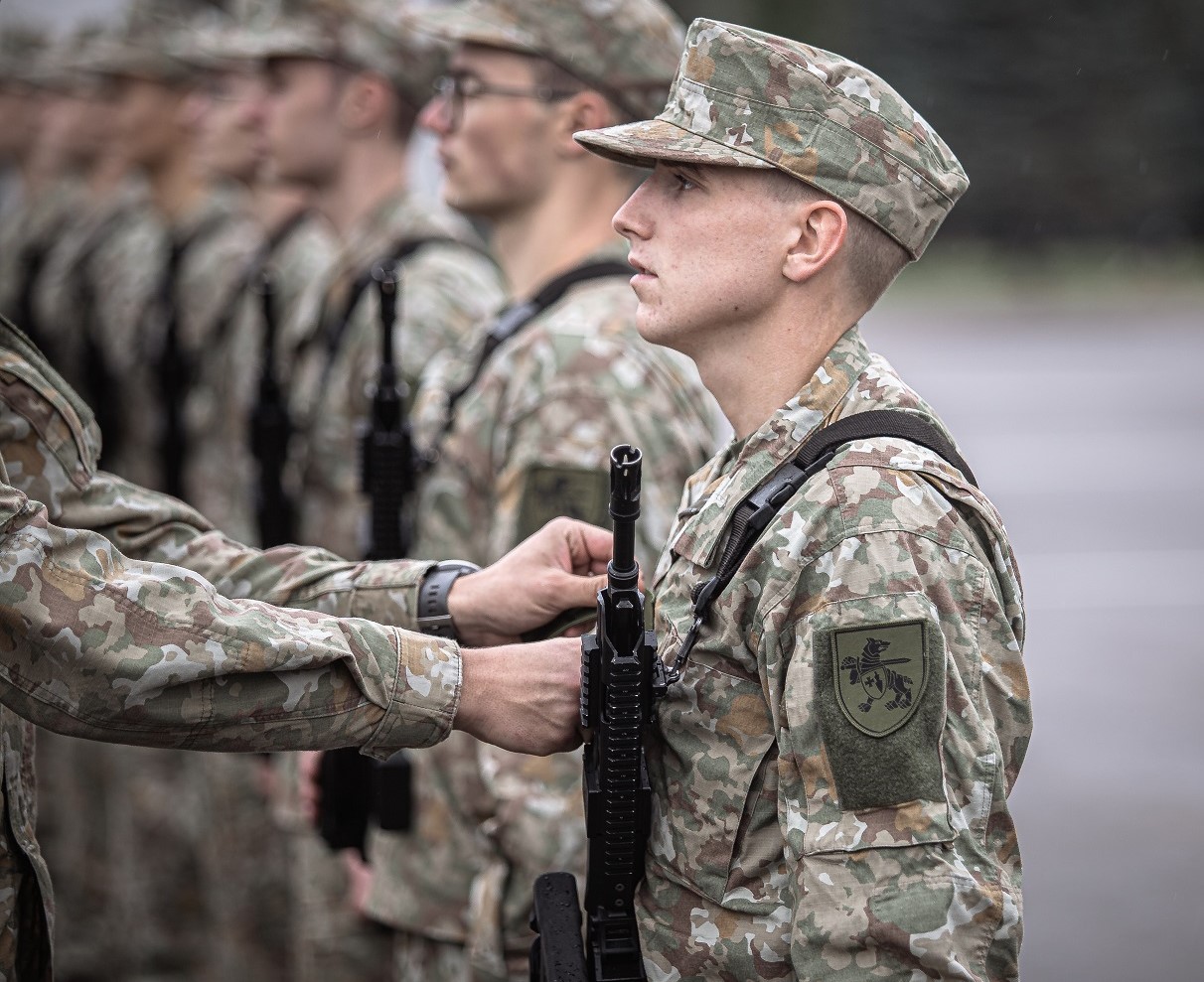 Karo prievolės pokyčiai: kaip jie palies Telšių jaunimą?