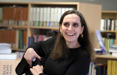Norėjo tik žvilgtelėti į rašančią tokias labai jau netikėtas knygas (2 dalis)
