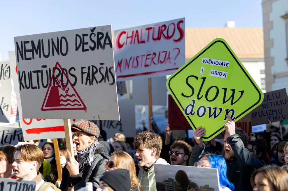 Menotyrininkė L. Kreivytė: „Nebūkime patrankų mėsa, būkime kaip spartiečiai – tvirti ir vieningi“