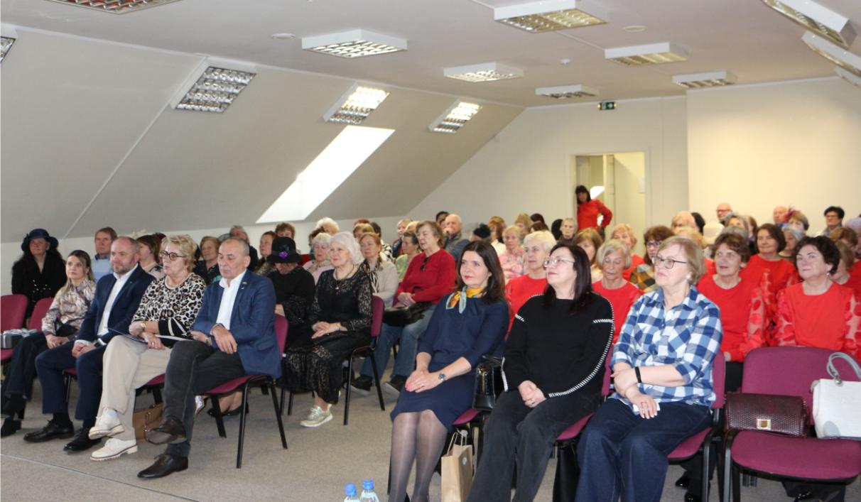 Trečiojo amžiaus universitetai padeda senjorams prisitaikyti prie šiuolaikinės visuomenės