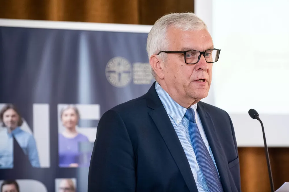 Lietuva kaip save ryjanti būtybė