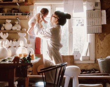 Rankoje molis, o aplink – mažyliai