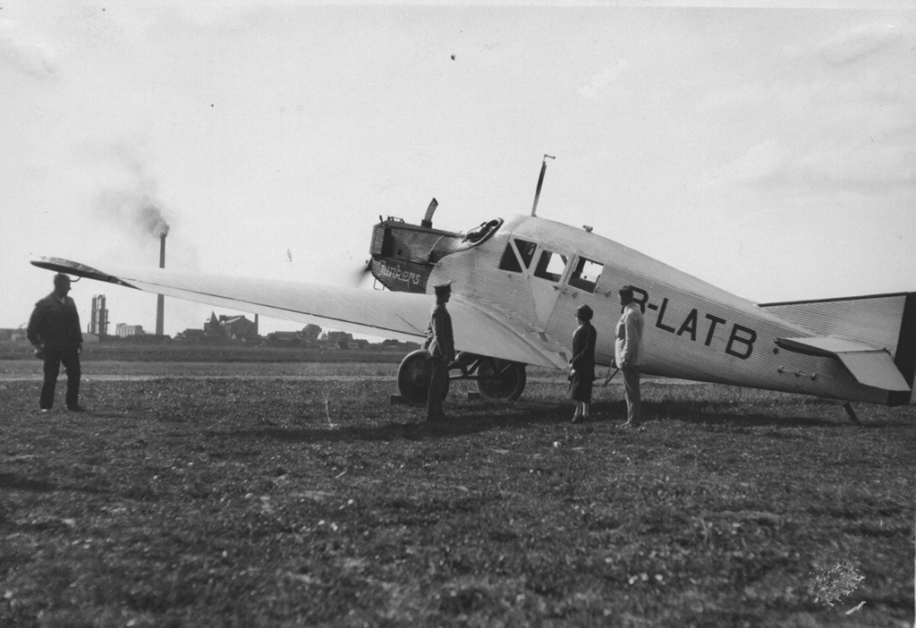 Valdininkams pasiūlė 300 nemokamų lėktuvų bilietų